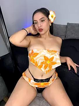 Check out our webcam shows gallery and message on a personal level with our sweet squirt cams hosts, showing off their natural physiques and sex toys.