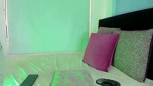 Check out our webcam shows gallery and message on a personal level with our sweet squirt cams hosts, showing off their natural physiques and sex toys.