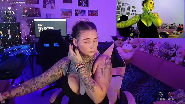 Check out our webcam shows gallery and message on a personal level with our sweet squirt cams hosts, showing off their natural physiques and sex toys.