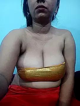 Lusty-radhika from StripChat is Freechat