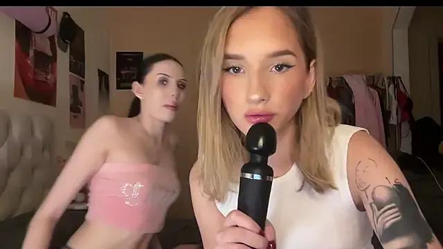lustytwins from StripChat is Freechat