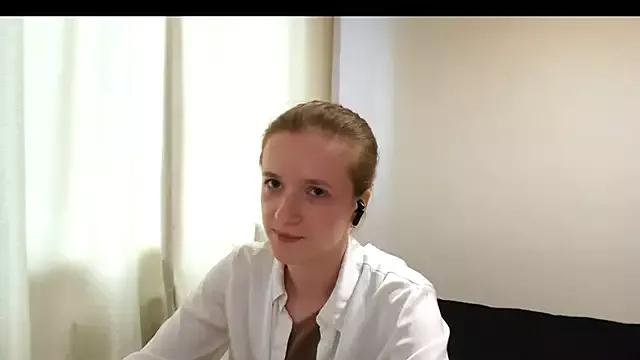 LutealTwinkie from StripChat is Freechat