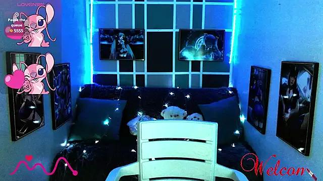 Check out our webcam shows gallery and message on a personal level with our sweet squirt cams hosts, showing off their natural physiques and sex toys.
