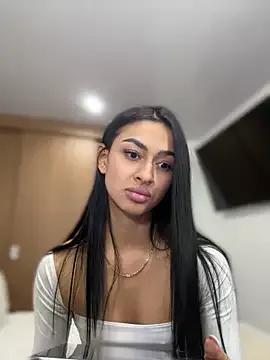 maddy_bronw_ from StripChat