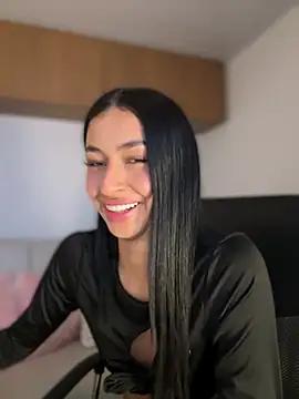 maddy_bronw_ from StripChat is Freechat