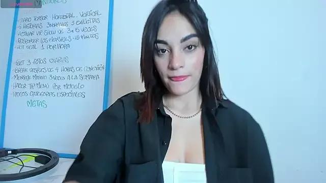 Maddy_Rouse1 from StripChat is Freechat