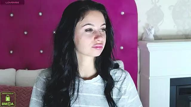 MaddySpears from StripChat is Freechat