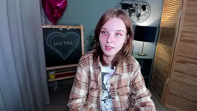 Madelaineses from StripChat is Freechat