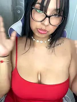 Madyson_Hot from StripChat is Freechat