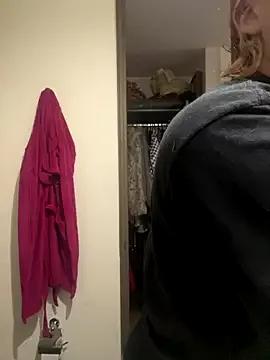 Maggie_Geller from StripChat is Freechat