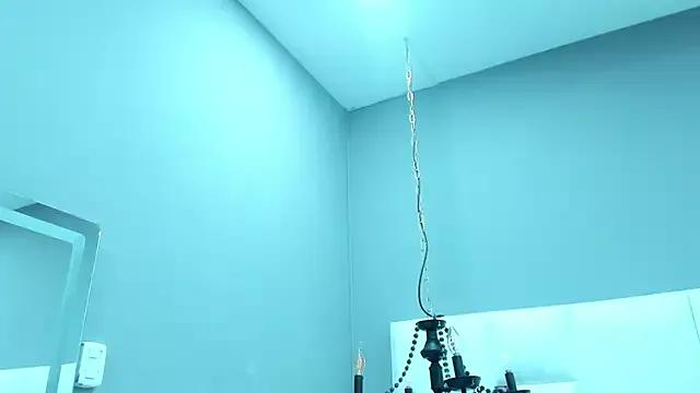 MAGIC_CLOEH from StripChat is Freechat