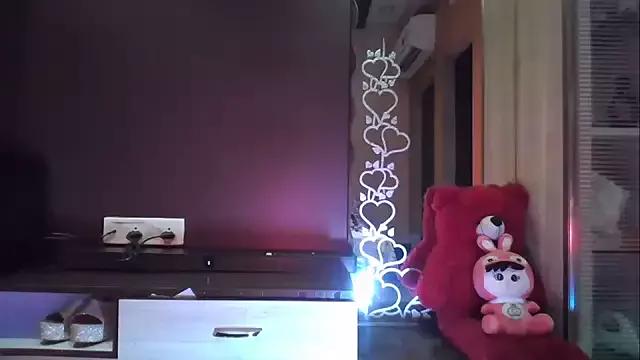 Magical_Eyes09 from StripChat is Freechat