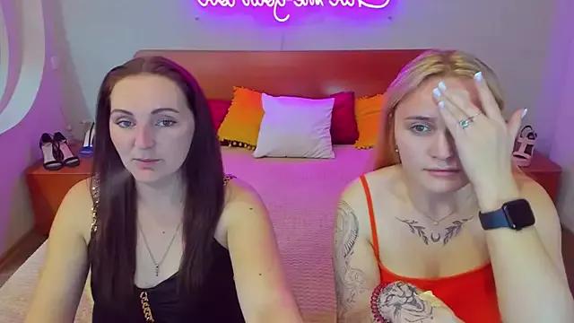 MagicEyess from StripChat is Freechat