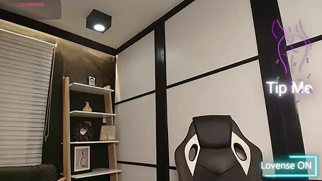 MailynRosse_ from StripChat is Freechat