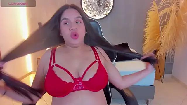 maite_saens_ from StripChat is Freechat