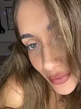 Malasantababy from StripChat is Freechat