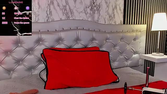 Check out our webcam shows gallery and message on a personal level with our sweet squirt cams hosts, showing off their natural physiques and sex toys.