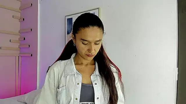 Check out our webcam shows gallery and message on a personal level with our sweet squirt cams hosts, showing off their natural physiques and sex toys.