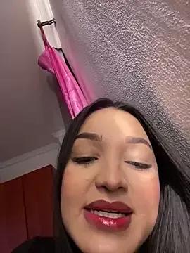 MariaaQueen from StripChat is Freechat