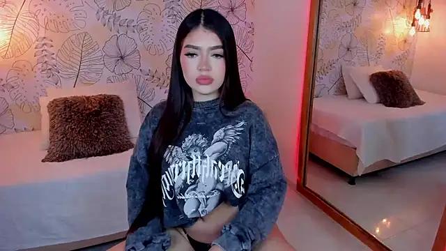Check out our webcam shows gallery and message on a personal level with our sweet squirt cams hosts, showing off their natural physiques and sex toys.