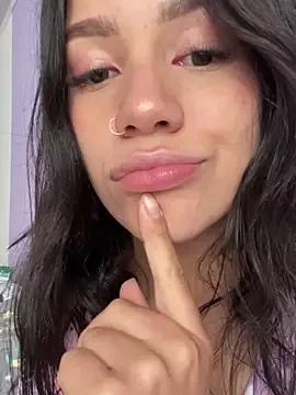 Marianahb-e from StripChat is Freechat