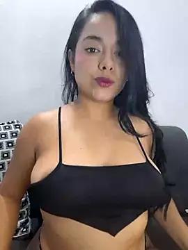 Marianarousse from StripChat is Freechat