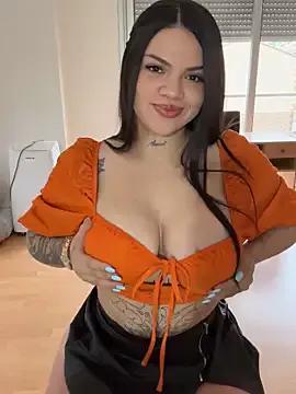 MarianDiRose from StripChat is Freechat