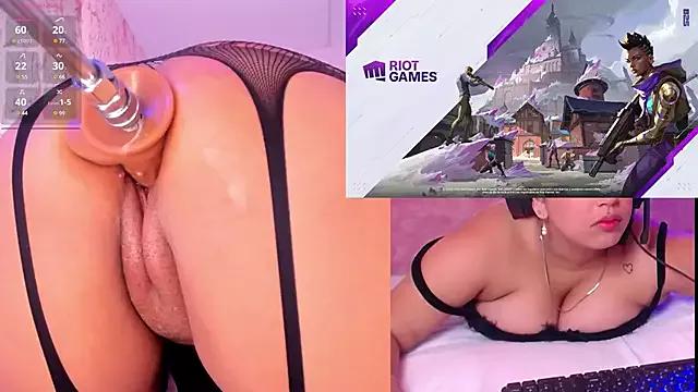 Check out our webcam shows gallery and message on a personal level with our sweet squirt cams hosts, showing off their natural physiques and sex toys.