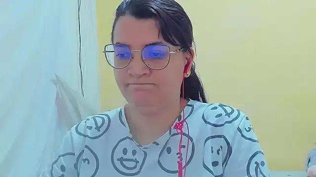 MARILYN_GARCIA from StripChat is Freechat