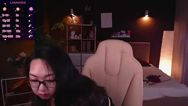 Marine_Vact from StripChat is Freechat