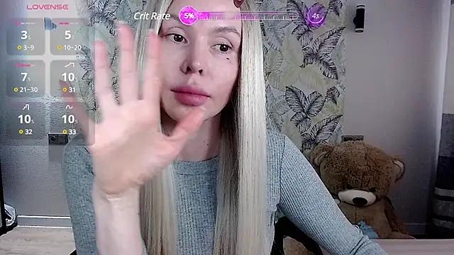 Marmalade_Fox from StripChat
