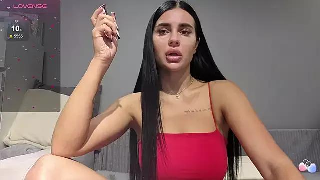 Check out our webcam shows gallery and message on a personal level with our sweet squirt cams hosts, showing off their natural physiques and sex toys.