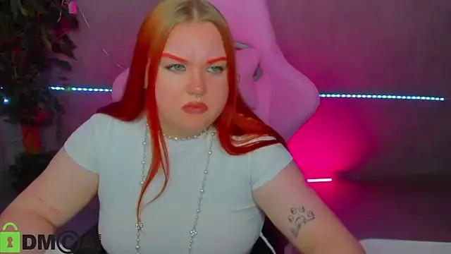 Mary__L0ve from StripChat is Freechat