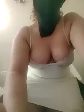 maryam82 from StripChat is Freechat
