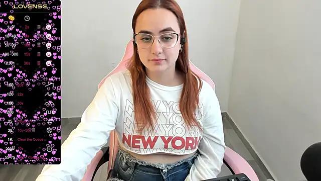 Check out our webcam shows gallery and message on a personal level with our sweet squirt cams hosts, showing off their natural physiques and sex toys.