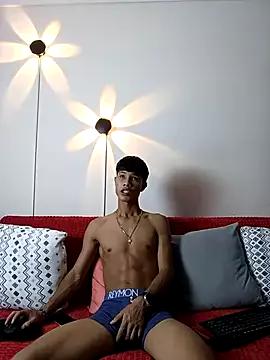 MaxWell98 from StripChat is Freechat