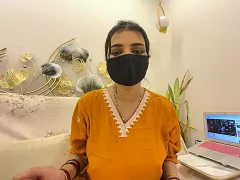 MaYaa__11 from StripChat is Freechat