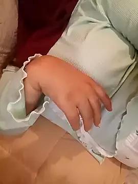mayakhalyfaa from StripChat is Freechat
