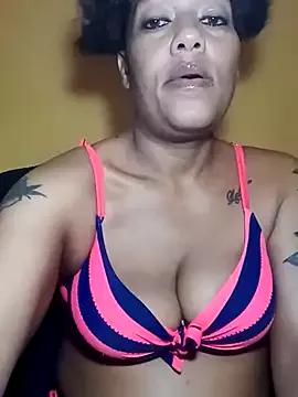 MayaMellow210 from StripChat is Freechat