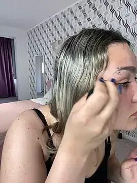 MayaRivers from StripChat is Freechat