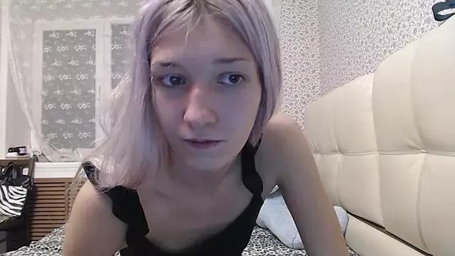 maybe_doll from StripChat is Freechat