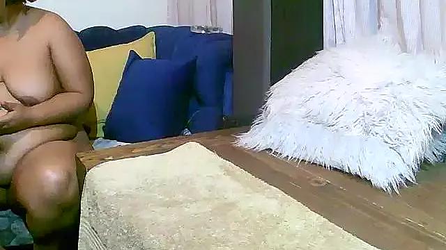 mayqueenn23 from StripChat is Freechat