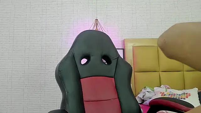 Check out our webcam shows gallery and message on a personal level with our sweet squirt cams hosts, showing off their natural physiques and sex toys.