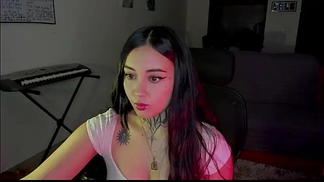 Check out our webcam shows gallery and message on a personal level with our sweet squirt cams hosts, showing off their natural physiques and sex toys.