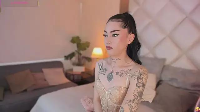 Check out our webcam shows gallery and message on a personal level with our sweet squirt cams hosts, showing off their natural physiques and sex toys.