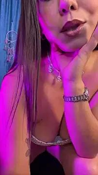 Check out our webcam shows gallery and message on a personal level with our sweet squirt cams hosts, showing off their natural physiques and sex toys.