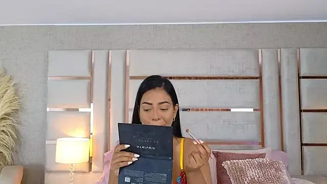 MeganDaven from StripChat is Freechat