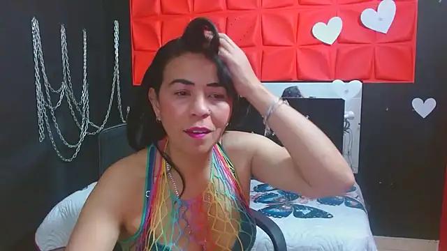 Check out our webcam shows gallery and message on a personal level with our sweet squirt cams hosts, showing off their natural physiques and sex toys.