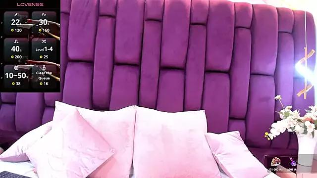 megannherrera from StripChat is Freechat