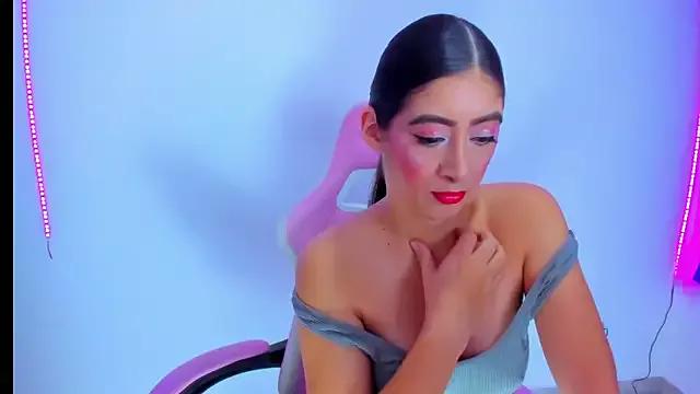Check out our webcam shows gallery and message on a personal level with our sweet squirt cams hosts, showing off their natural physiques and sex toys.